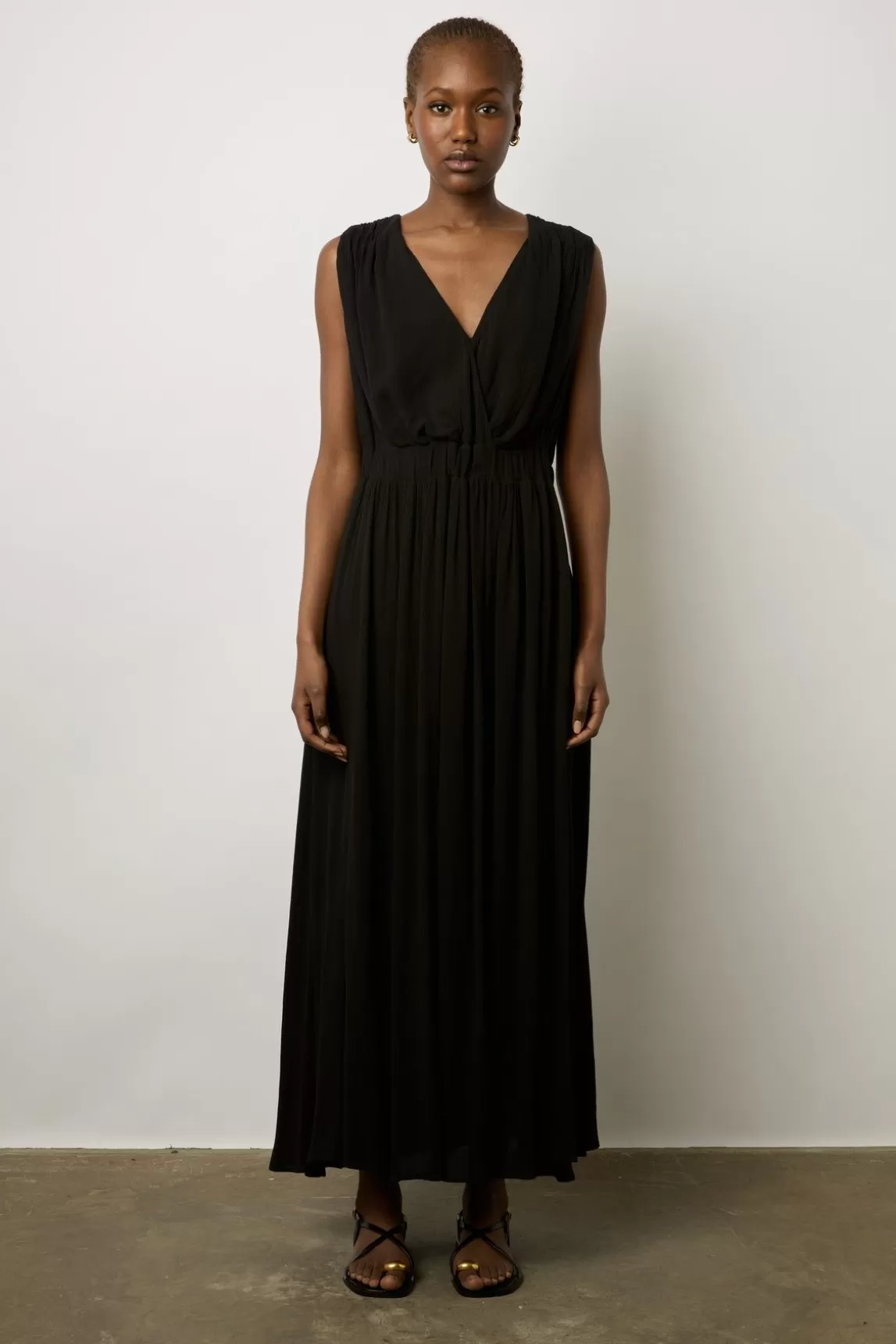 Gerard Darel Robe Longue Sans Manche Noir - Elvina Hot