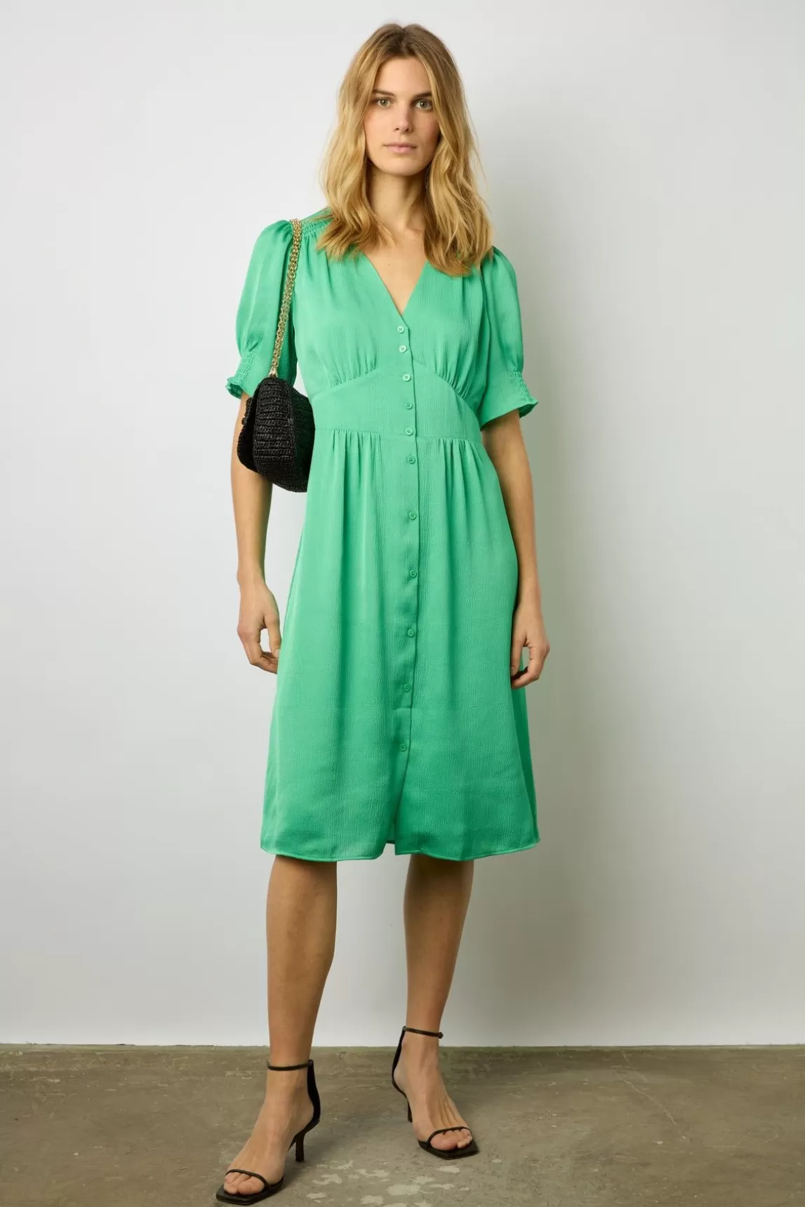 Gerard Darel Robe Midi Cintree Smocks Emeraude - Elonie Outlet