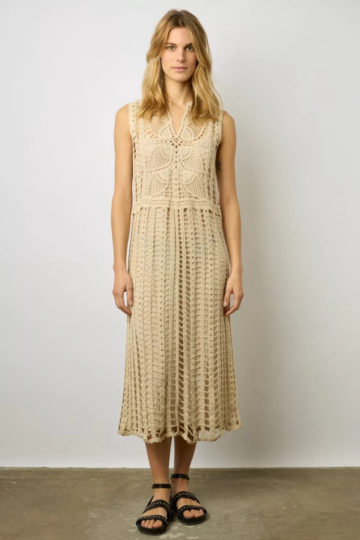 Gerard Darel Robe Midi En Crochet Naturel - Edena Fashion