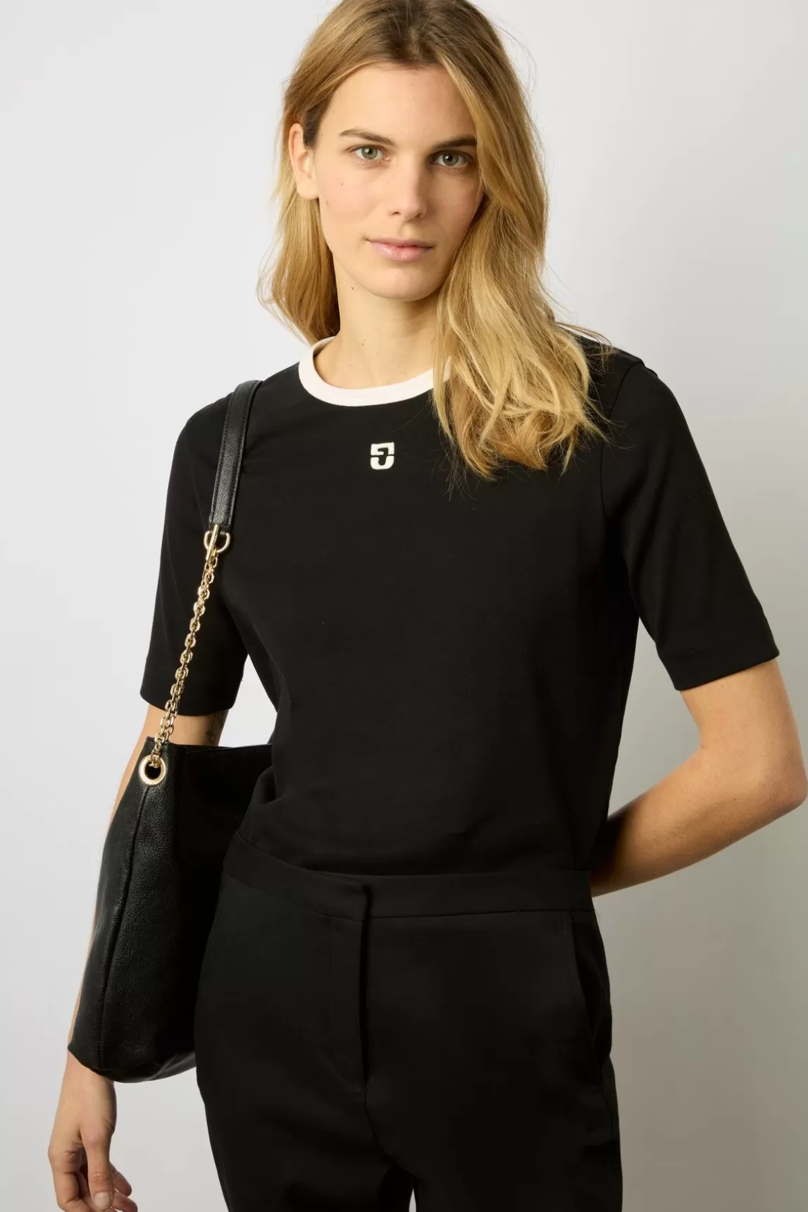 Gerard Darel Tshirt Col Rond A Logo Noir - Marlyne Clearance